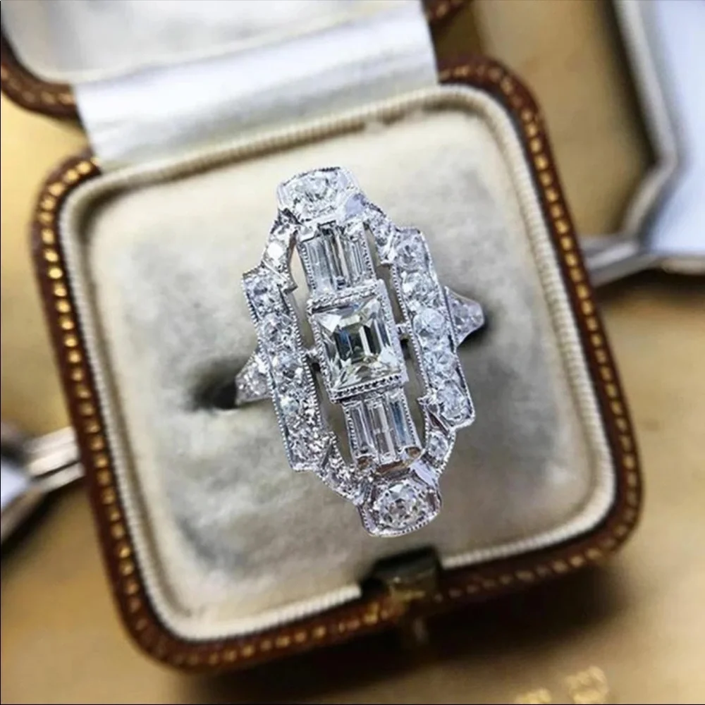 New Women’s 925 Silver Beautiful Diamond Ring